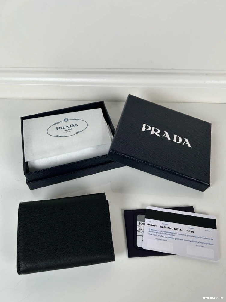 Prada Contemporary Wallets 60700 Purse 0817